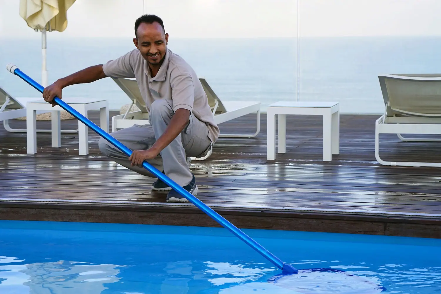 Conserto de piscina x manutenção o que é mais vantajoso