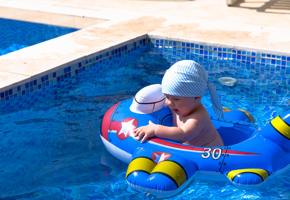 produtos para limpeza de piscina infantil